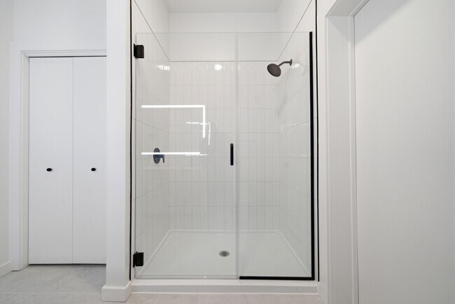 Building Photo - 2623 Keene St