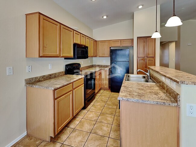 Building Photo - 10297 W Los Gatos Dr