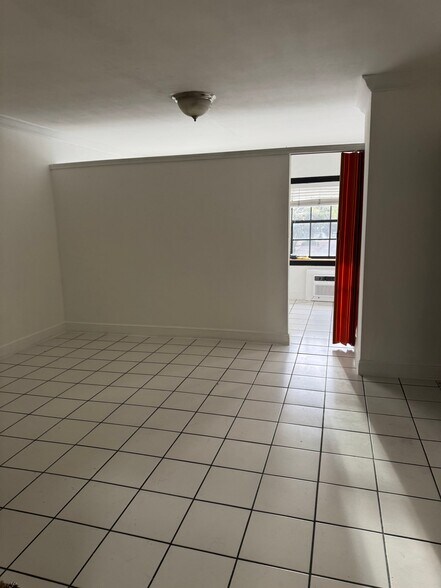 Building Photo - 384 Minorca Ave
