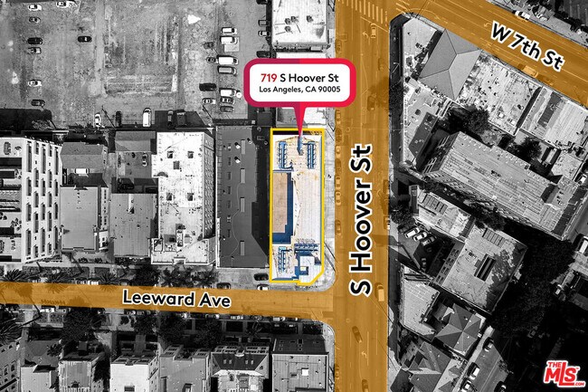 Building Photo - 719 S Hoover St