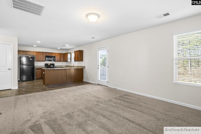 Building Photo - 115 Hemphill Rd