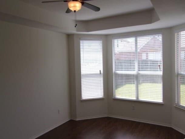 Building Photo - 2112 Lake Fork Ln