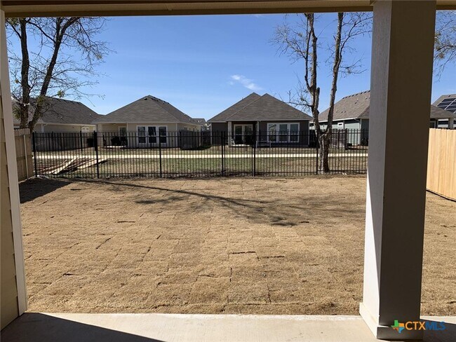 Building Photo - 612 Ripplewood Dr