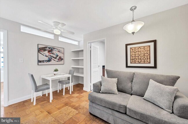 Primary Photo - 2401 H St NW