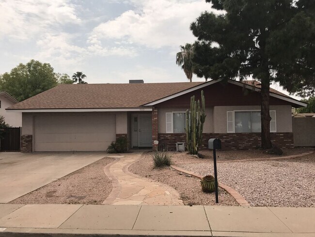 Primary Photo - GILBERT AND UNIVERSITY
