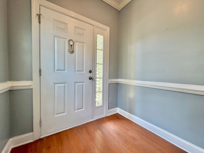 Building Photo - Spacious 3BR/2.5BA Home on Quiet Cul-de-Sac in Knightdale's Churchill Community