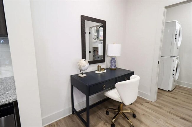 Building Photo - 300 Hwy 81