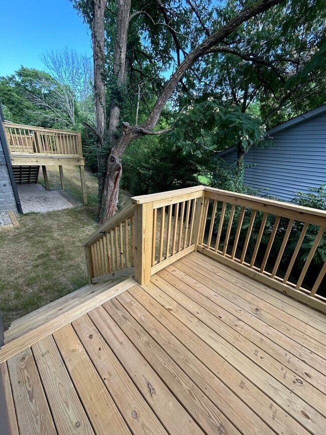 Building Photo - Amazing New Construction North Nashville!