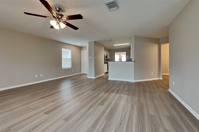 Building Photo - 16805 Northern Flicker Trail