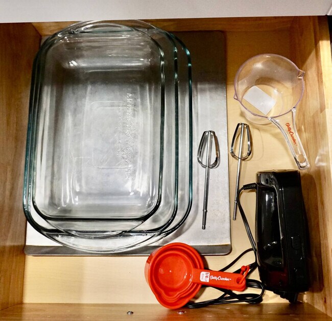 Building Photo - 12067 Lampton View Dr