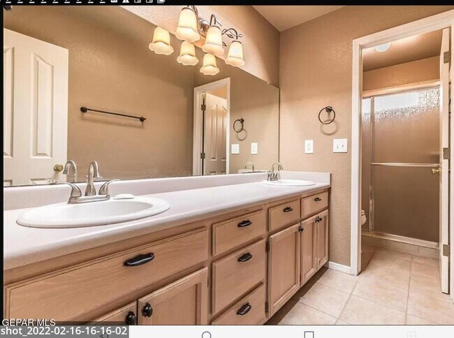 Building Photo - 1416 Plaza Fatima Ct