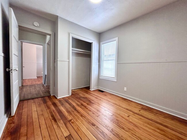 Building Photo - Two Bedroom Home in Muskegon