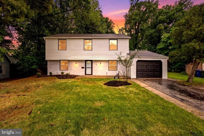 Building Photo - 27 Parkside Cir