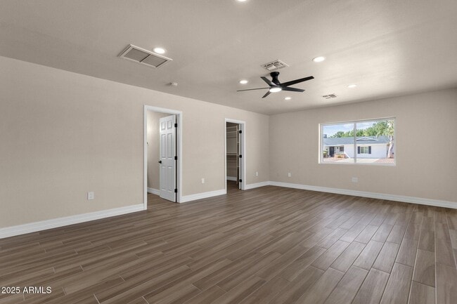 Building Photo - 4913 E Acoma Dr