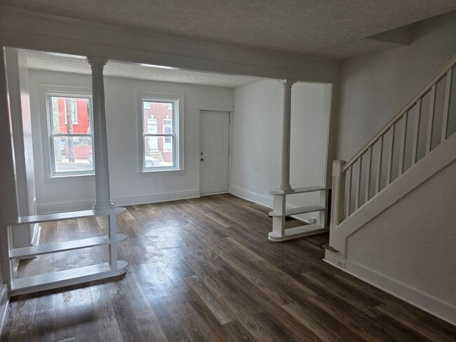 Building Photo - 1312 Lancaster Ave