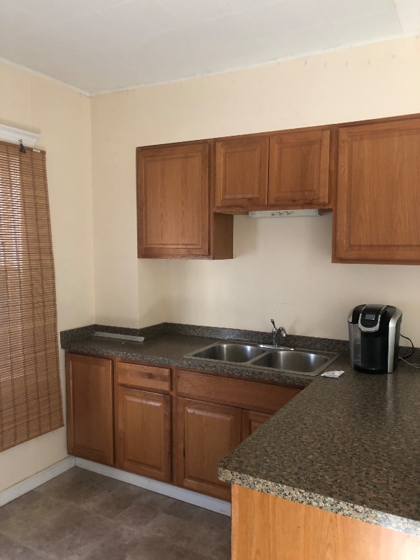 Building Photo - 478 Breckenridge St