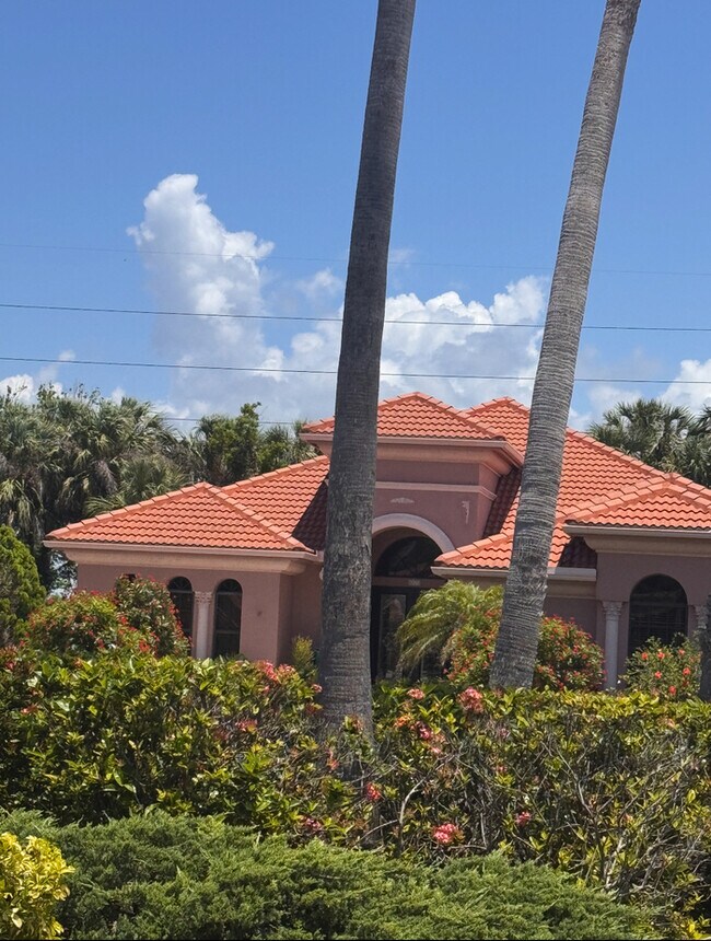 Building Photo - 1773 Grande Park Dr