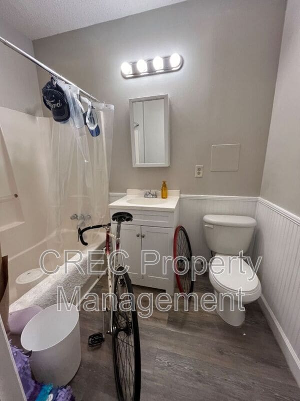 Building Photo - 3 Franklin St