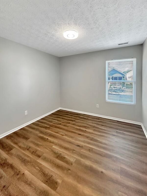 Building Photo - 5321 Miramar Dr