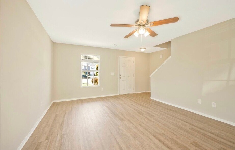 Building Photo - 2737 Thornton Grove Blvd