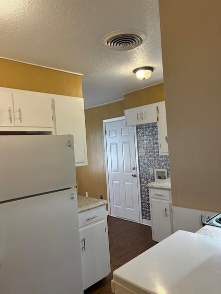 Building Photo - 1112 Northwood Dr