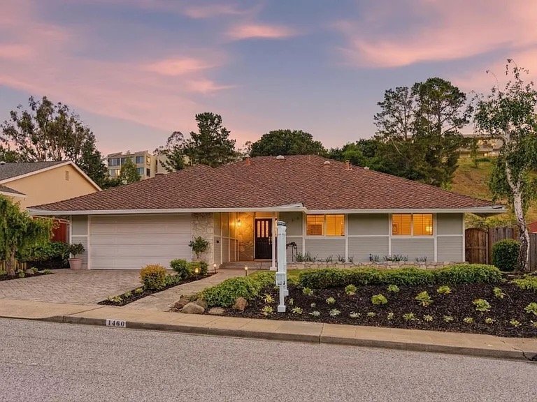 Building Photo - 1460 Murchison Dr