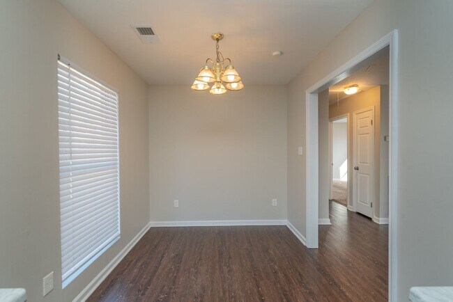 Building Photo - 3609 Stanton Ct