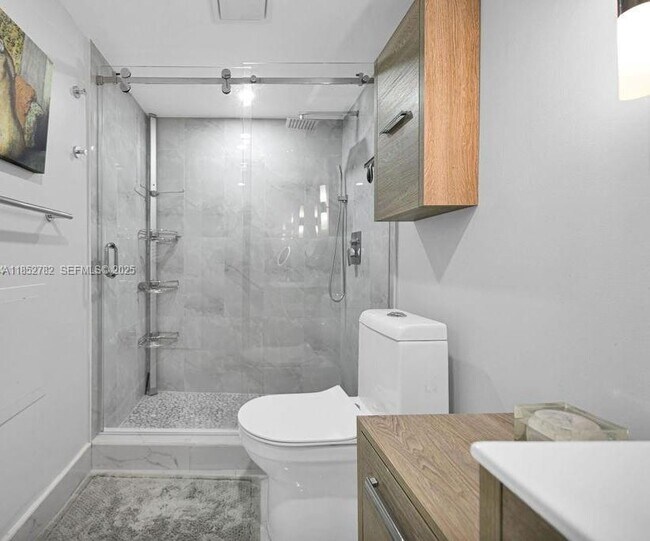 Building Photo - 2851 NE 183rd St