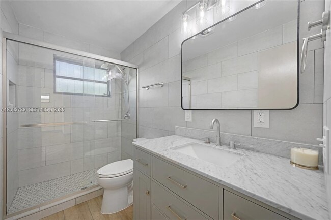 Building Photo - 5746 SW 53rd Terrace