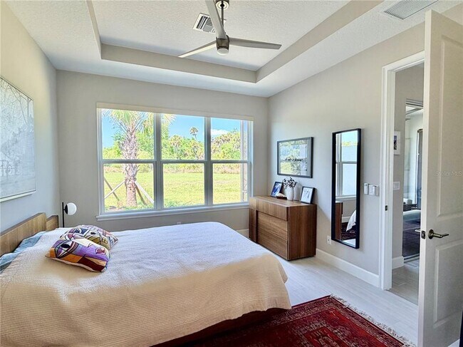 Building Photo - 6111 Mesa Gln