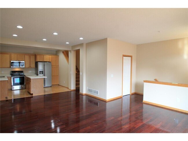 Building Photo - 2495 121st Cir NE