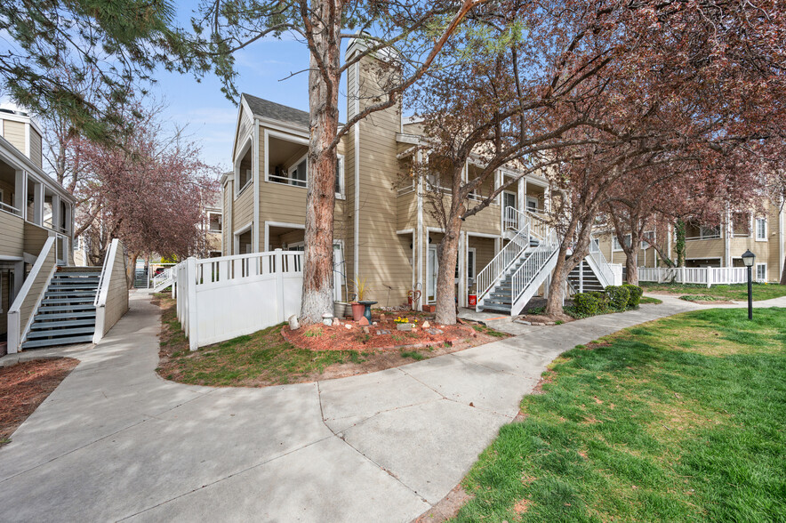 Building Photo - 1478 E Foxboro Dr