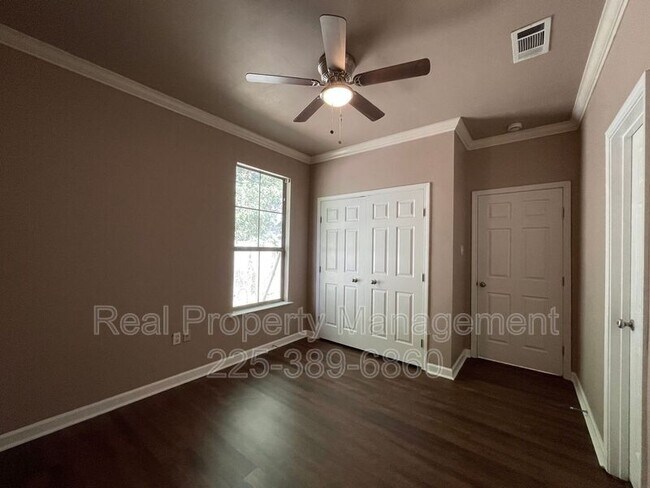 Building Photo - 30092 Irene Kennard Ave