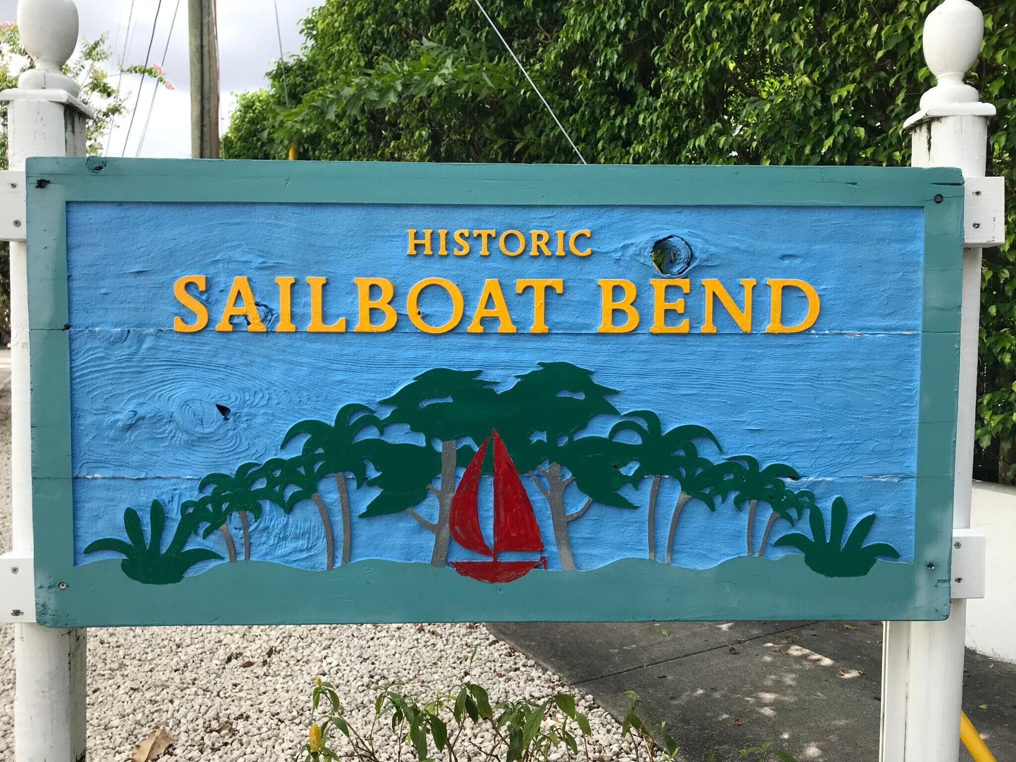 Building Photo - 818 Tequesta St