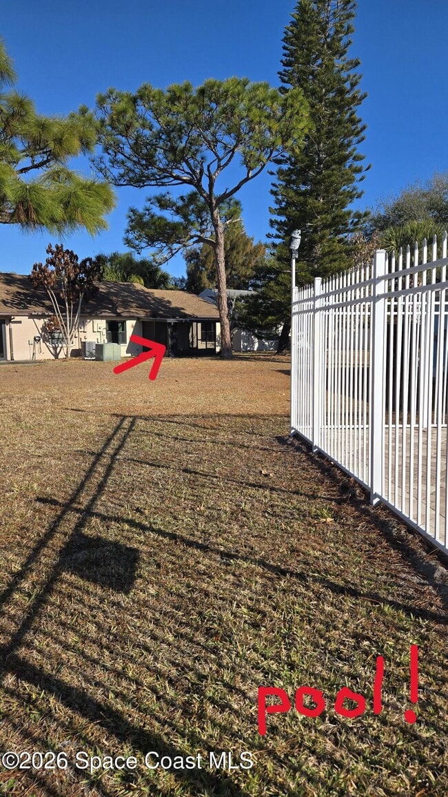 Building Photo - 1731 Bluebird Ct