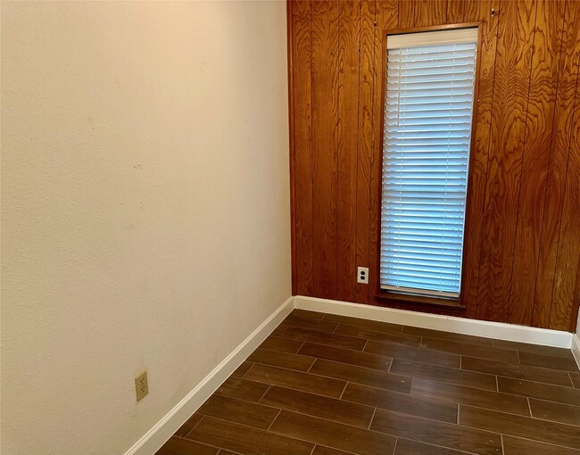 Building Photo - 16218 Cavendish Dr