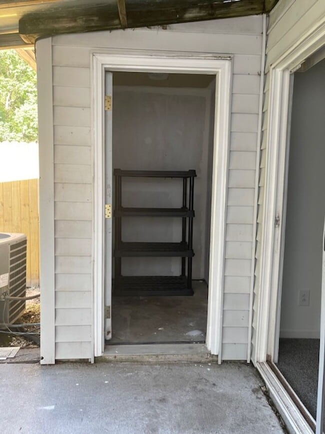 Building Photo - FOR RENT VIRGINIA BEACH