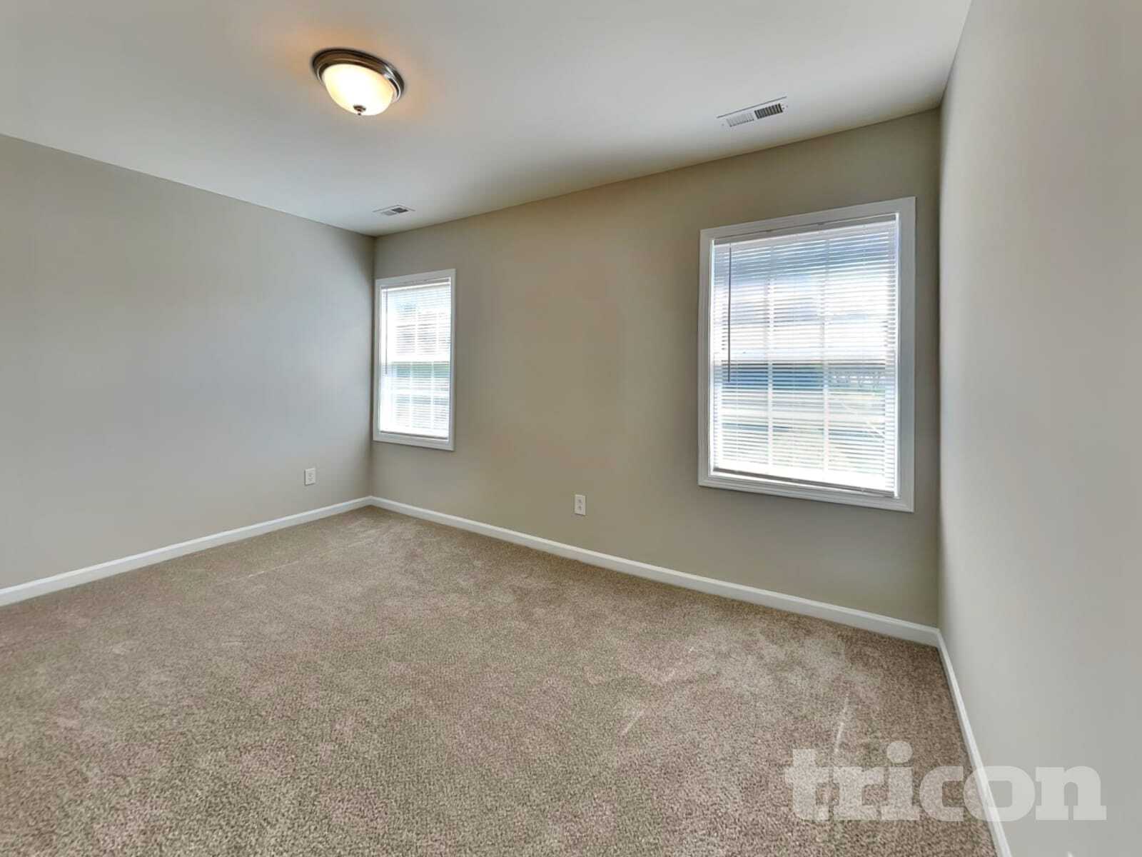 Building Photo - 30 Rowan Dr