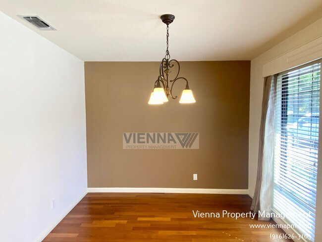 Building Photo - 3539 Buckskin Ct