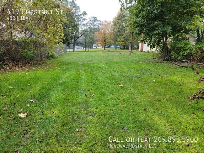 Building Photo - 419 Chestnut St