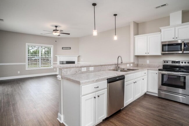 Building Photo - 2300 Sweet Bay Drive.