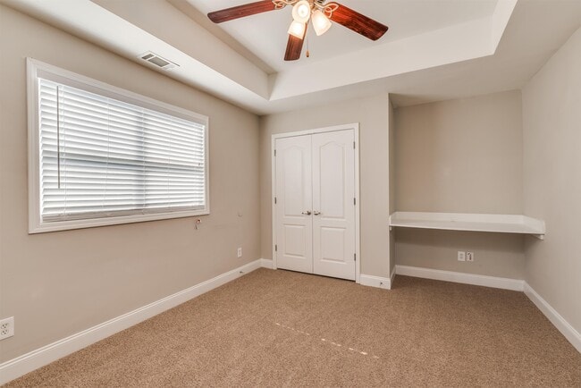 Building Photo - 1563 Laurel Park Place Southwest