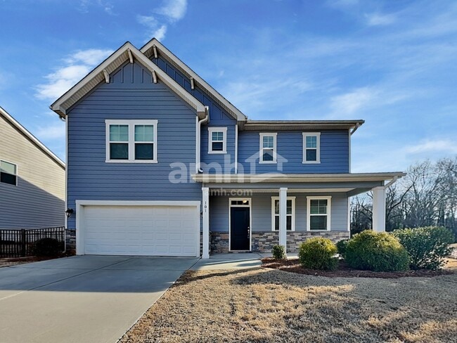 Building Photo - 101 Fairway Dr