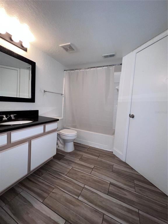 Building Photo - 2208 Antigua Pl