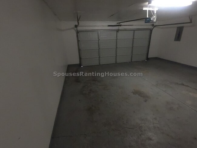 Building Photo - 7648 Camberwood Dr