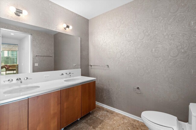 Building Photo - 600 N Fairbanks Ct