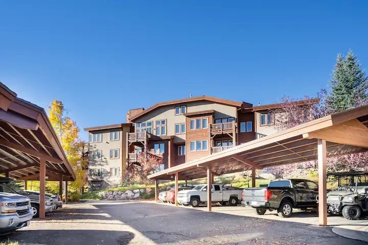 Building Photo - 6677 N 2200 W