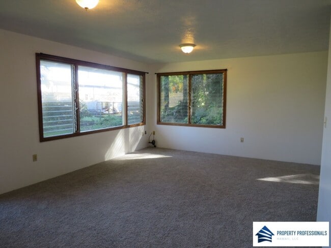 Building Photo - Well kept 3 bedroom in Hilo