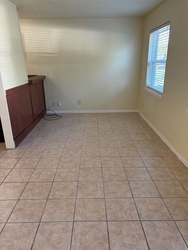 Building Photo - 3502 Campbell St