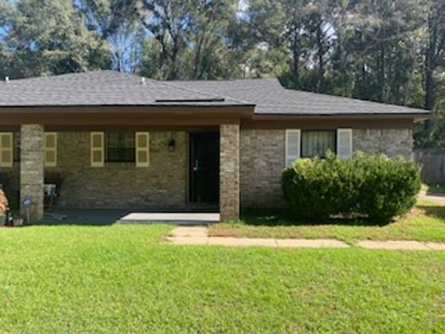 Primary Photo - 2/1.5 Duplex